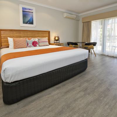 King Balcony Room Vintages Accommodation Promo Code