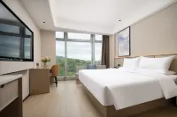 Starway Hotel (Dazhou Luofu Plaza)