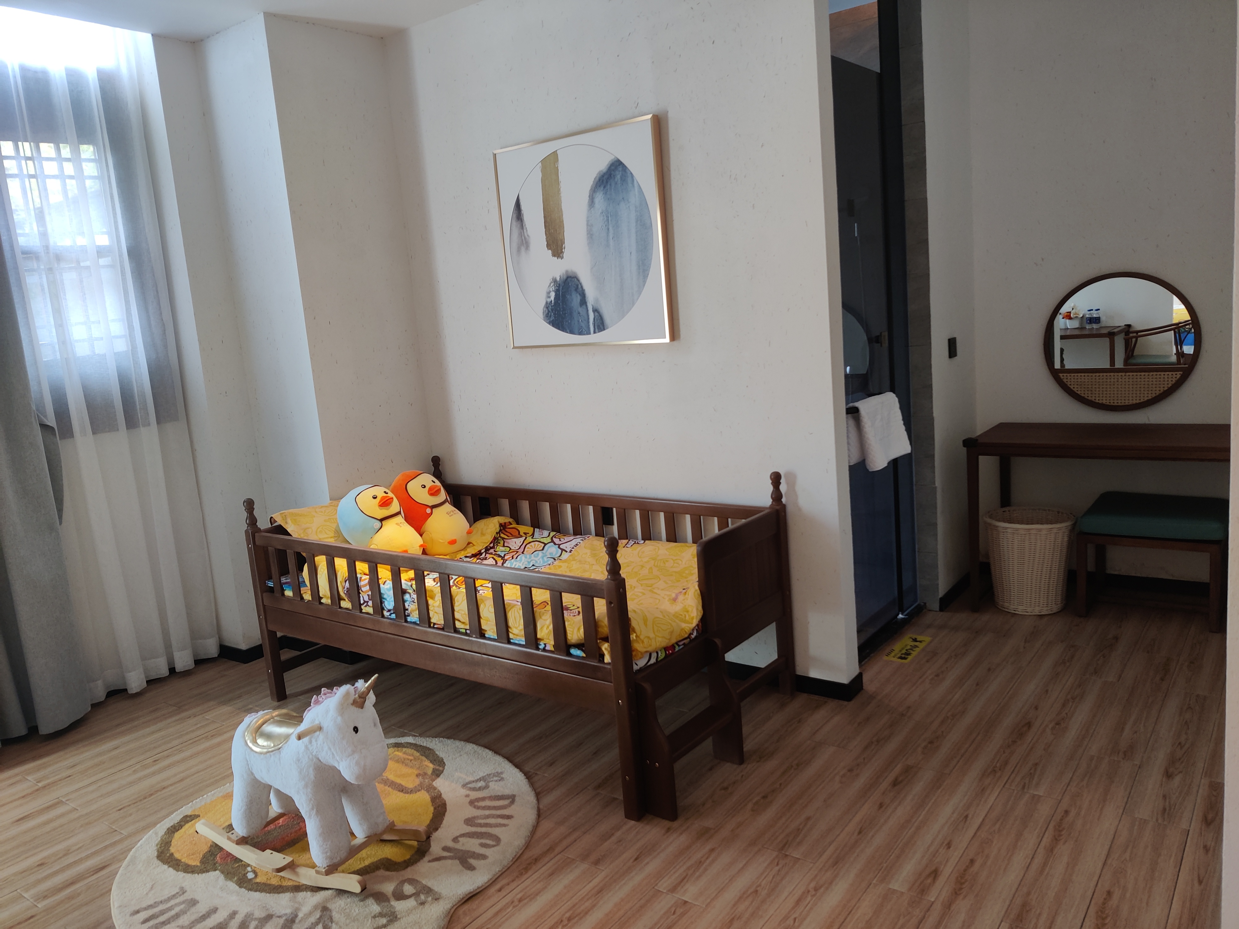 亲子主题私汤三床套房（私人温泉泡池）