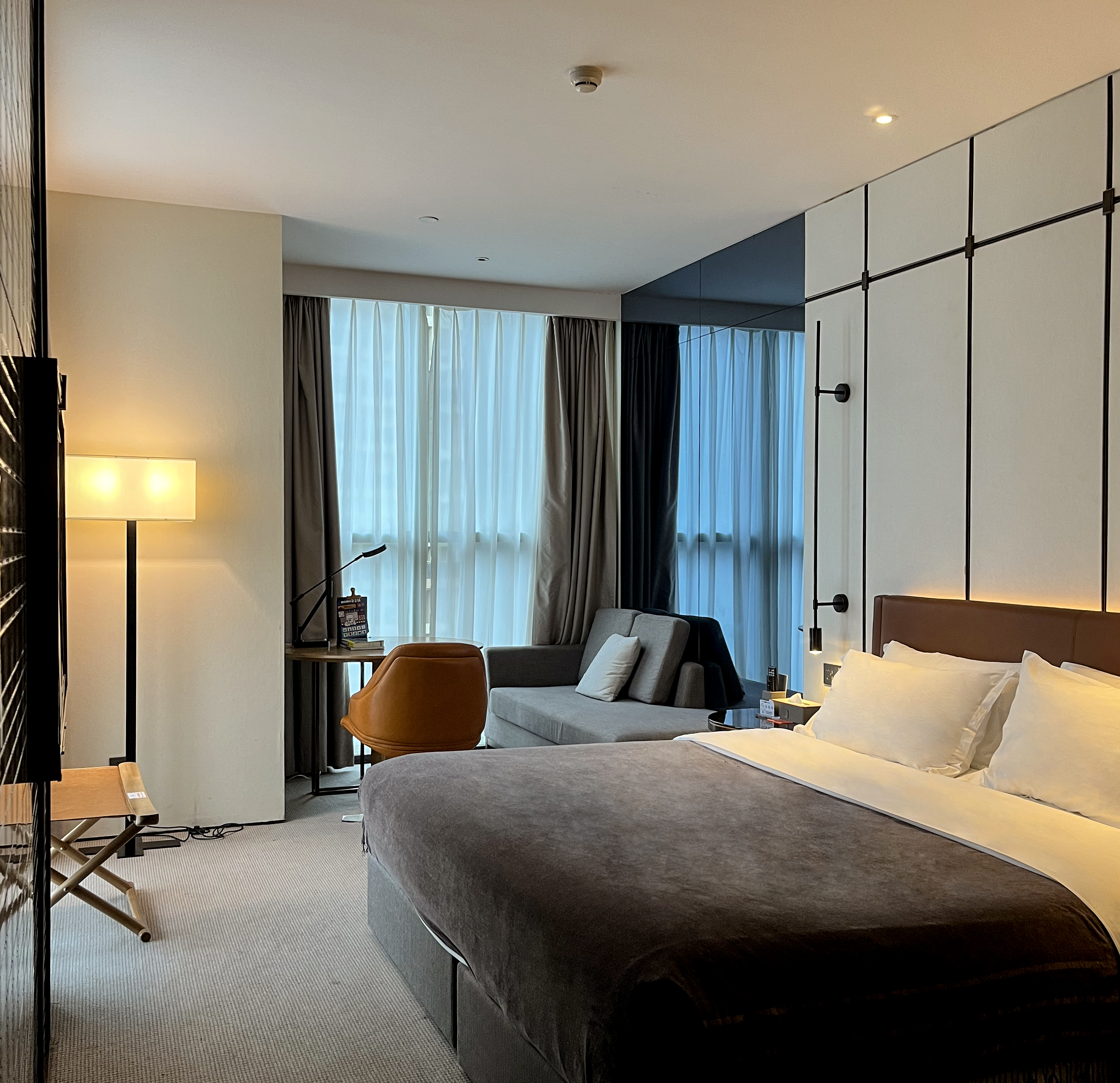 高级大床房（金可儿床垫+Acca Kappa洗护+迷你冰箱）