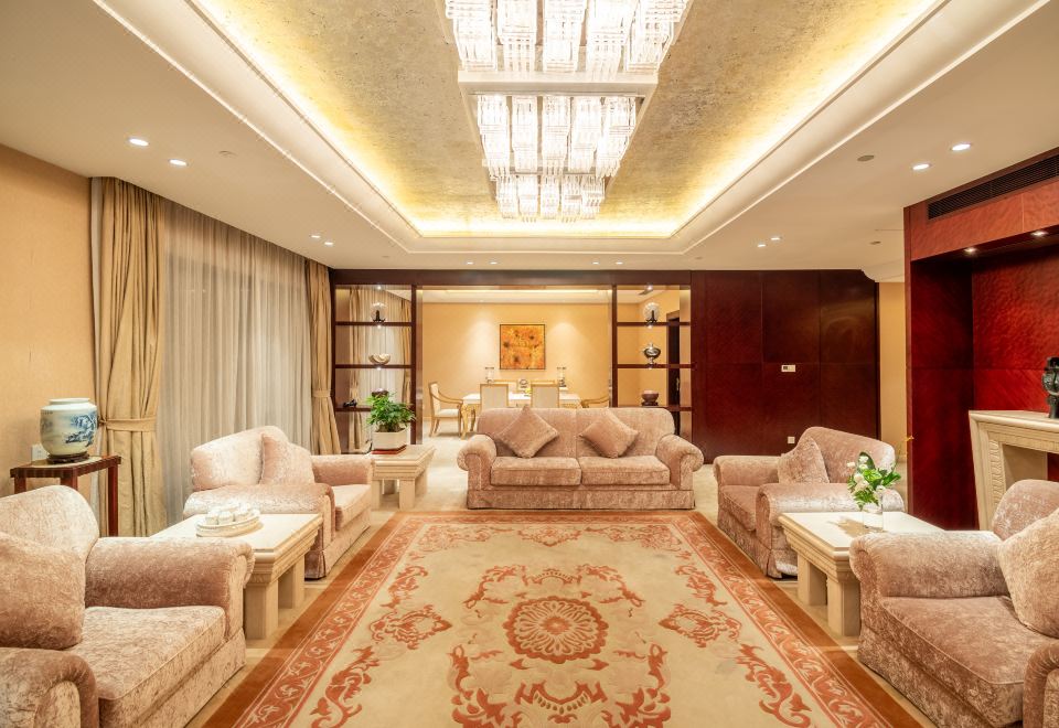 豪门家族套房（超大平层观景台）