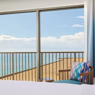 俱樂部海景套房，配備 1 張特大床 奧瑞格威基基瑞福海灘度假飯店優惠