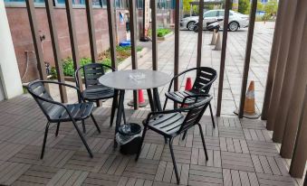 Gonglugang Business Hotel - Housity