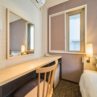 エコノミーツインルーム JR西日本グループ ヴィアイン京都四条室町 クーポン