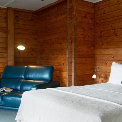 Queen and Single Lodge Fox Glacier Lodge Promo Code