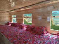 Lingshangfamily Hotels in Huma