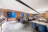 Ausland International Hotel