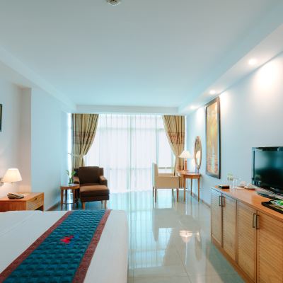 Deluxe Double with City View Petro Hotel Promo Code