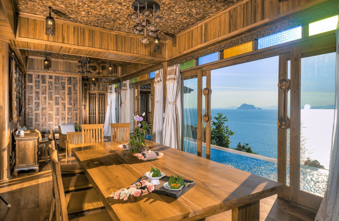 四卧室泳池别墅