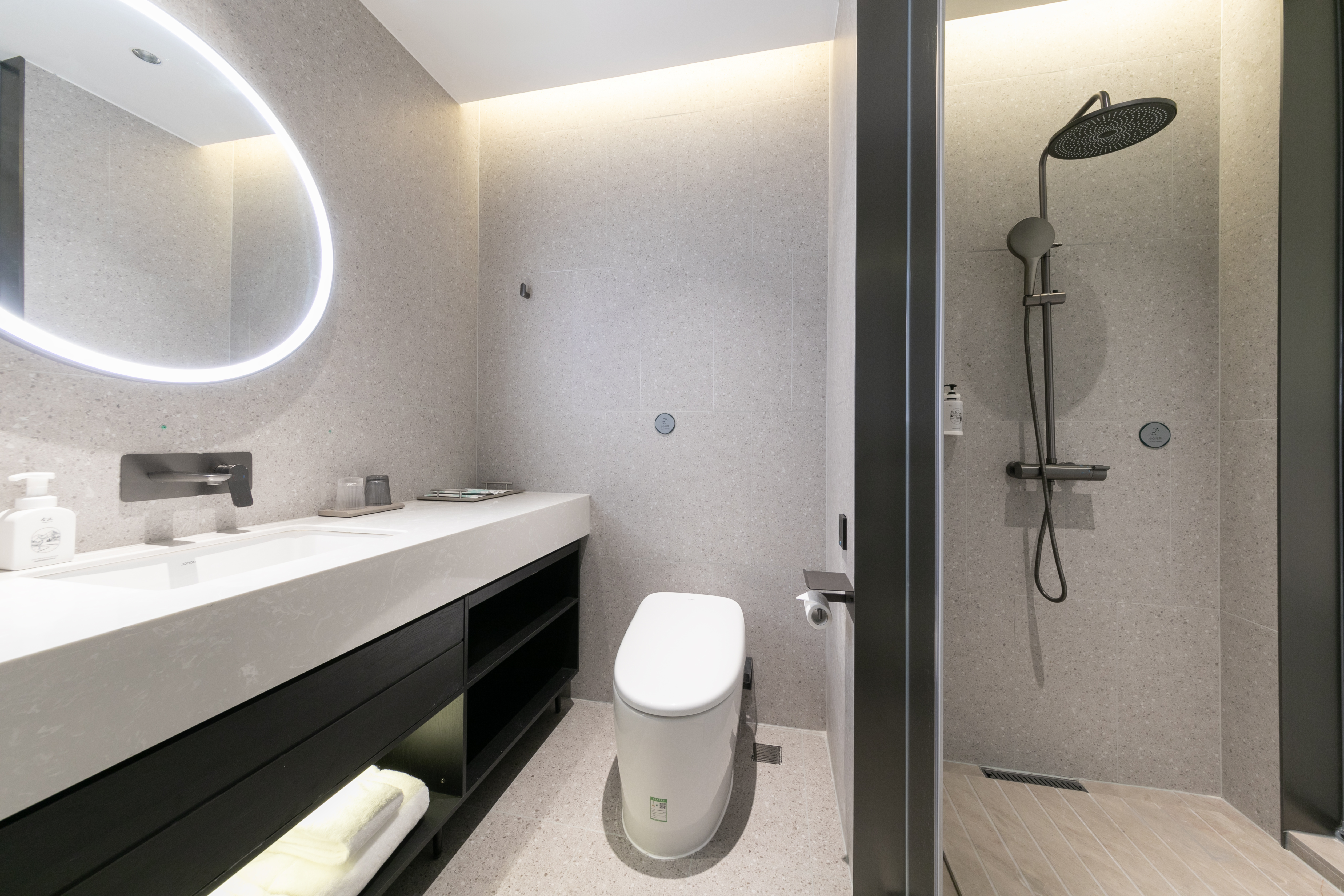 商务双床房（慕思床垫+客控智能+超大窗户）