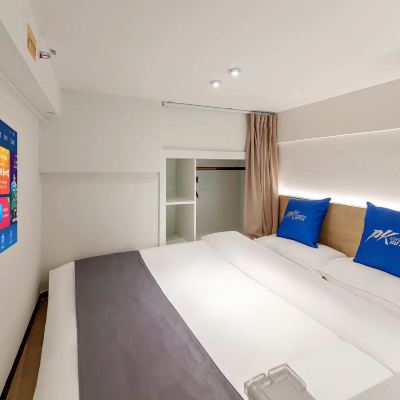 LOFT巨幕投影大床房（複式＋洗衣機+冰箱） 璞影巨幕飯店（廈門湖裡萬達店）優惠