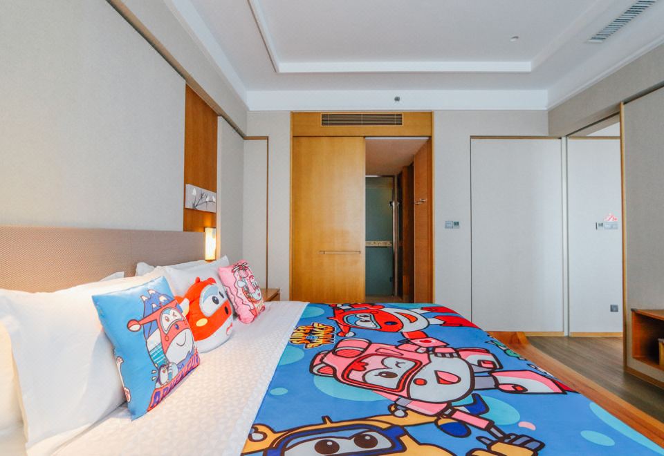 酷芽超级飞侠家庭套房（恐龙小童床+滑梯+积木墙+秋千）