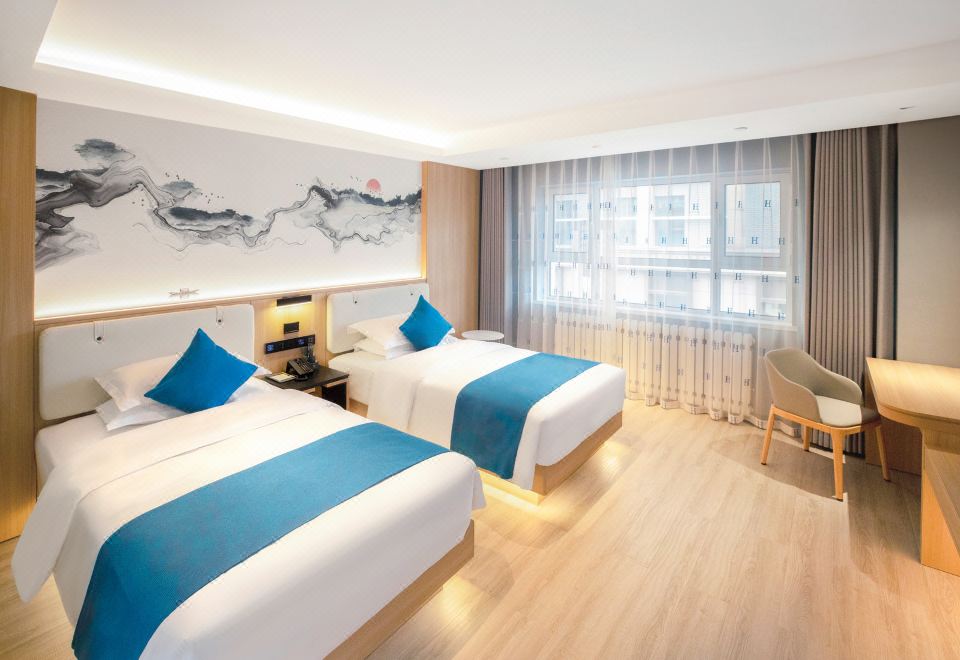 H Hotel (Chifeng Municipal Government High-speed Railway Station)Smart Business Room (2 Beds)