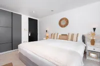 Kata Station Boutique Hotel, Kata Beach