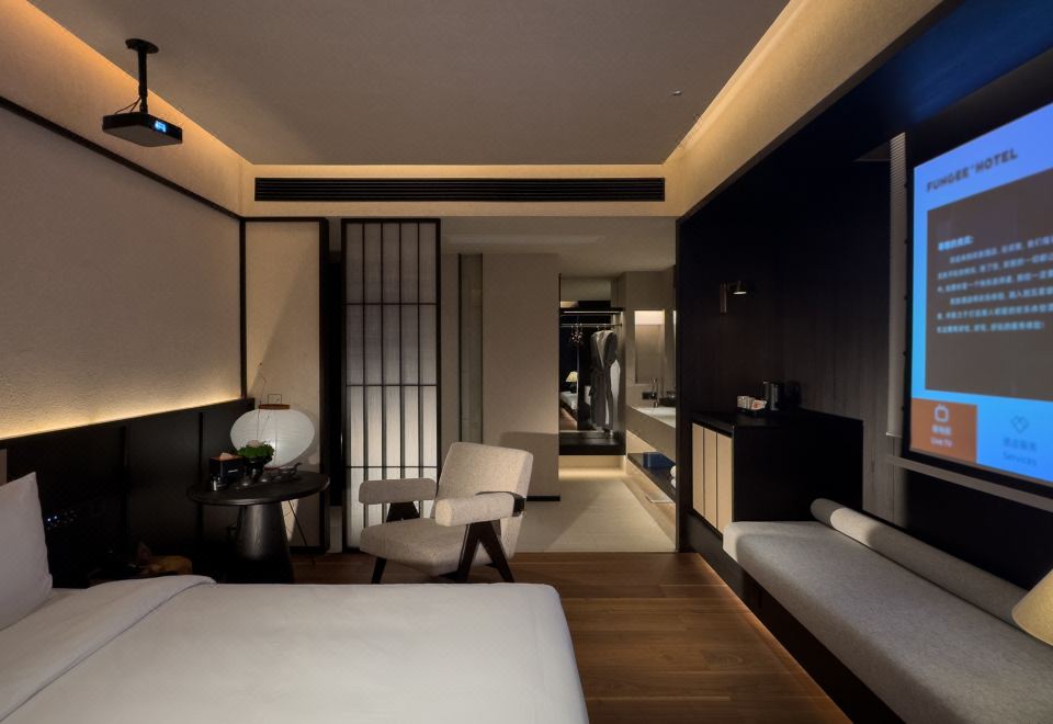 霓裳居·大床房