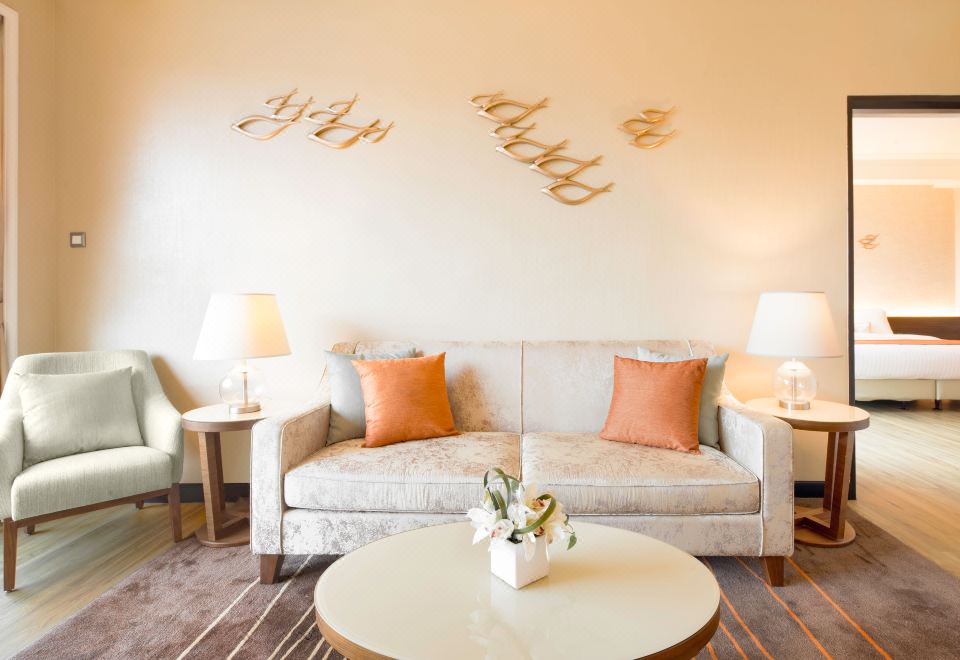 Hong Kong Gold Coast HotelMarina Suite