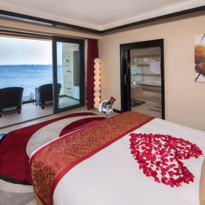 Infinity Suite Reef Oasis Blue Bay Resort Promo Code