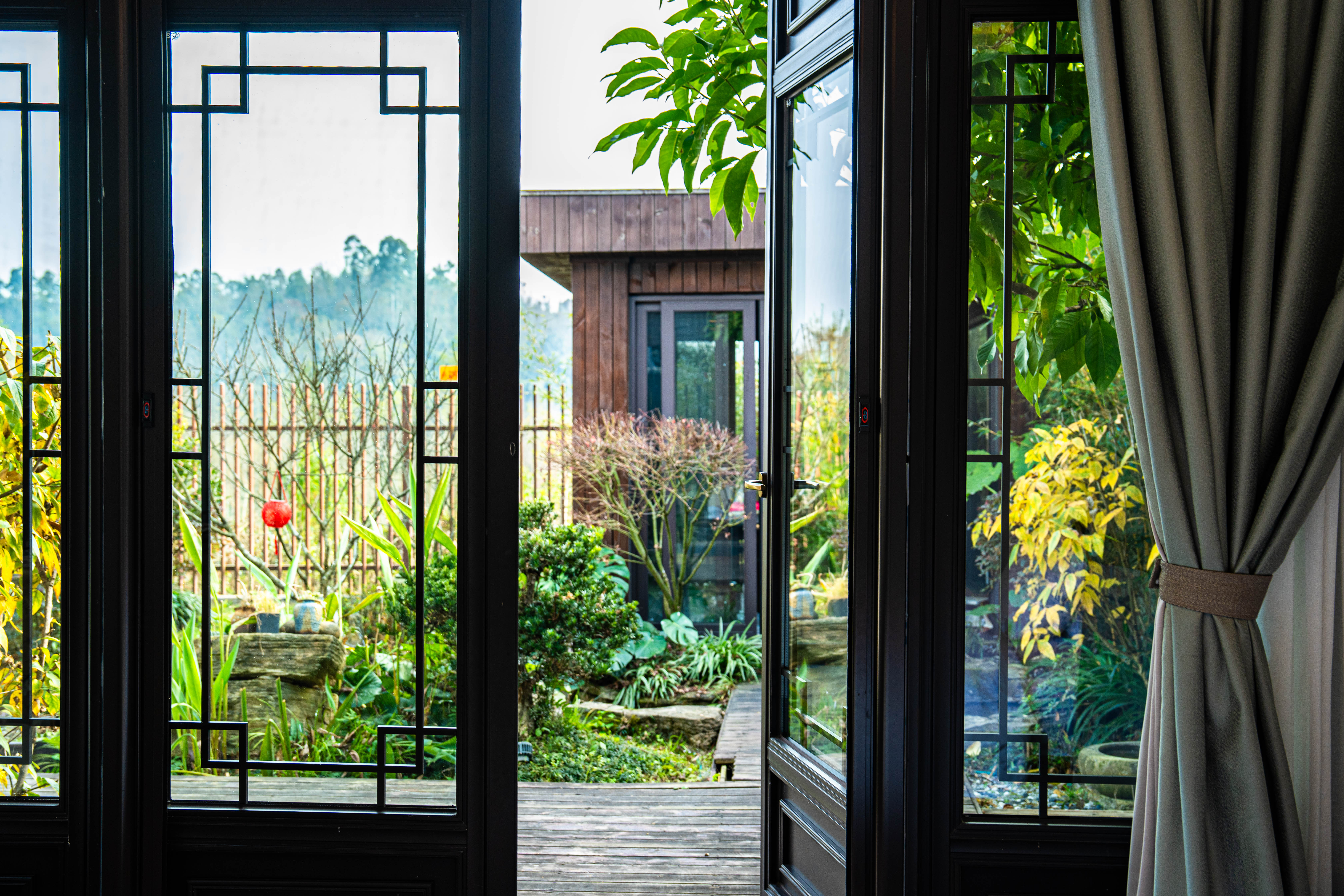 三房三衞徽韵·新中式商务雅院