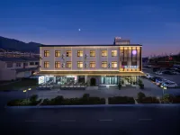 Weshang Light Residence Hotel (dengfengSongshan Shaolin Temple Scenic Spot) Các khách sạn ở 