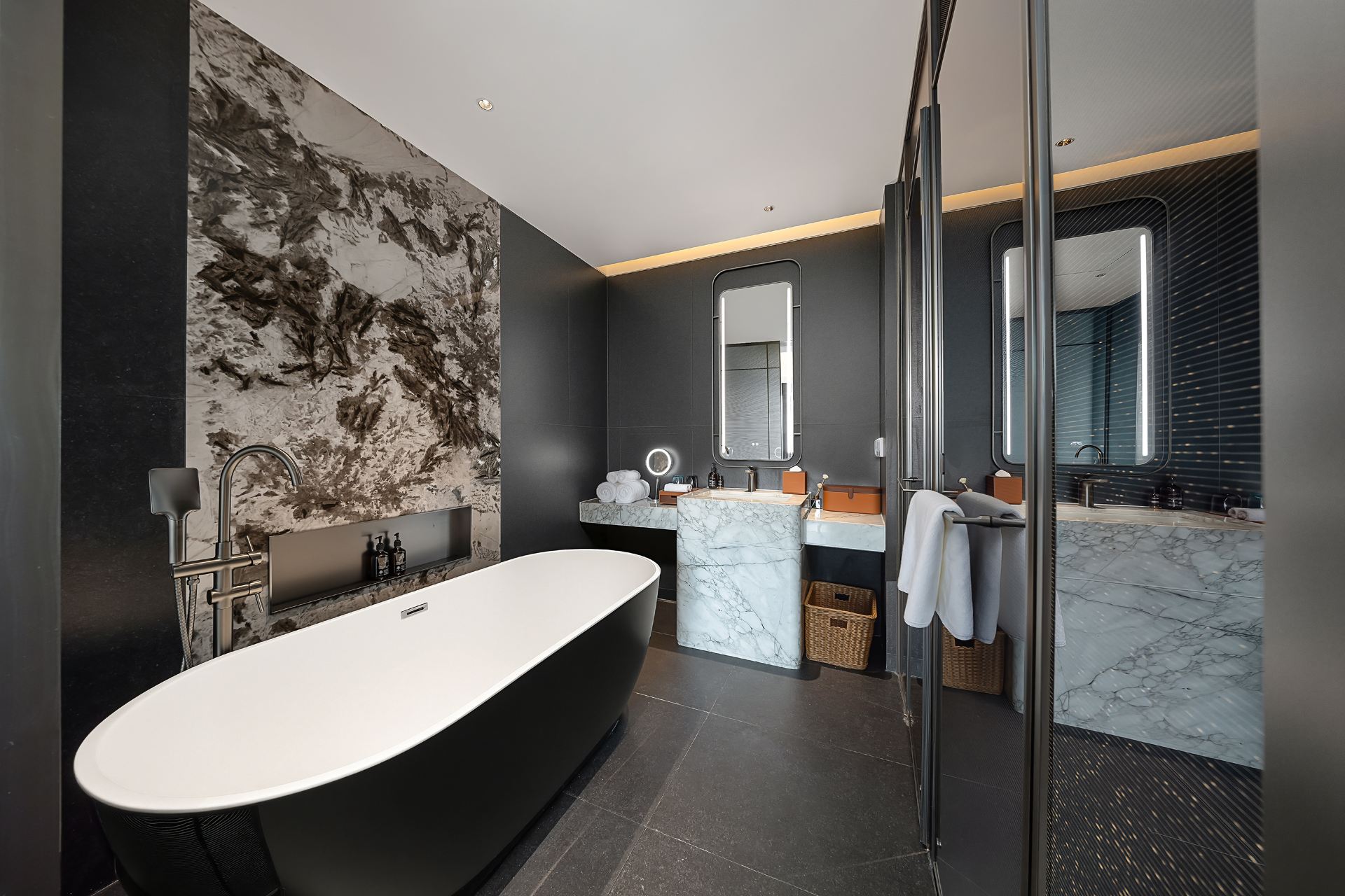Suite - 1-Bedroom, with View