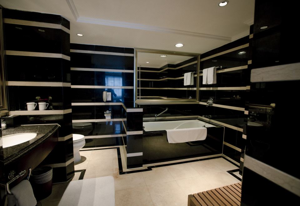 奇遇VR商务套房（观影+游戏）