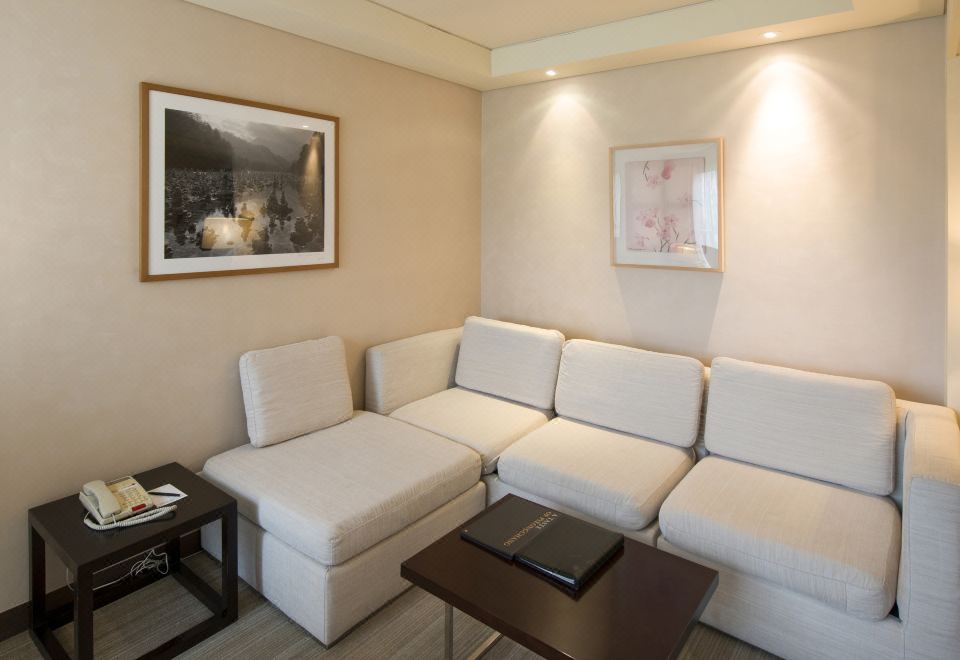 InterContinental Hotels ALPENSIA PYEONGCHANG RESORT by IHGJunior Suite