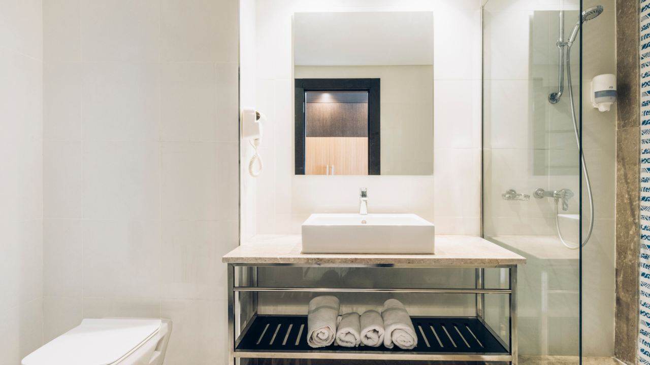 花园景家庭间 （2大2小）