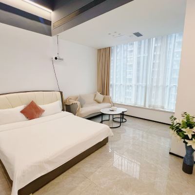 盛夏投影大床房 珠海萬奈公寓飯店（拱北富華里店）優惠