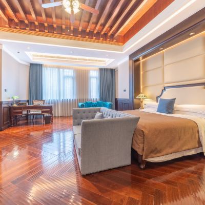 行政套房（摩登時代 |超大客廳|盡享靜謐睡眠時光） 珠海唐家靜雲公舘優惠