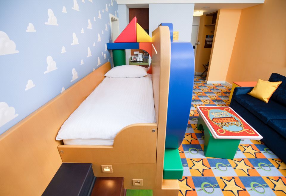 玩具盒家庭套房