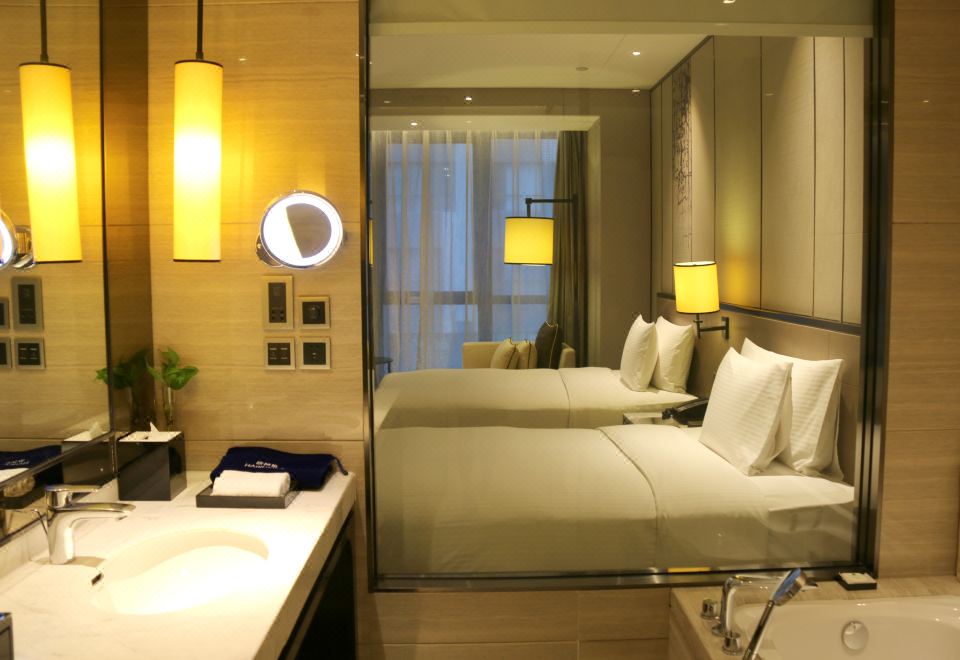 高级豪华双床房（金可儿床垫+AccaKappar+徕芬吹风机）