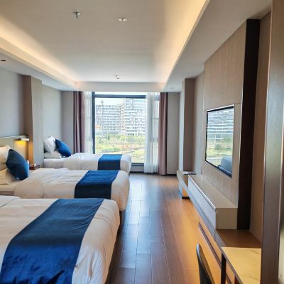 景觀三人間（絕美日落景觀+全屋智能語控） 雅斯特國際飯店（寶安國際會展中心店）優惠