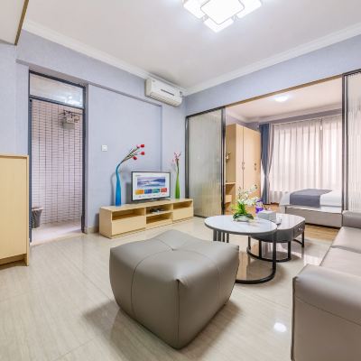 高級一房一廳大床房 龍強國際公寓（廣州塔琶洲會展中心店）優惠