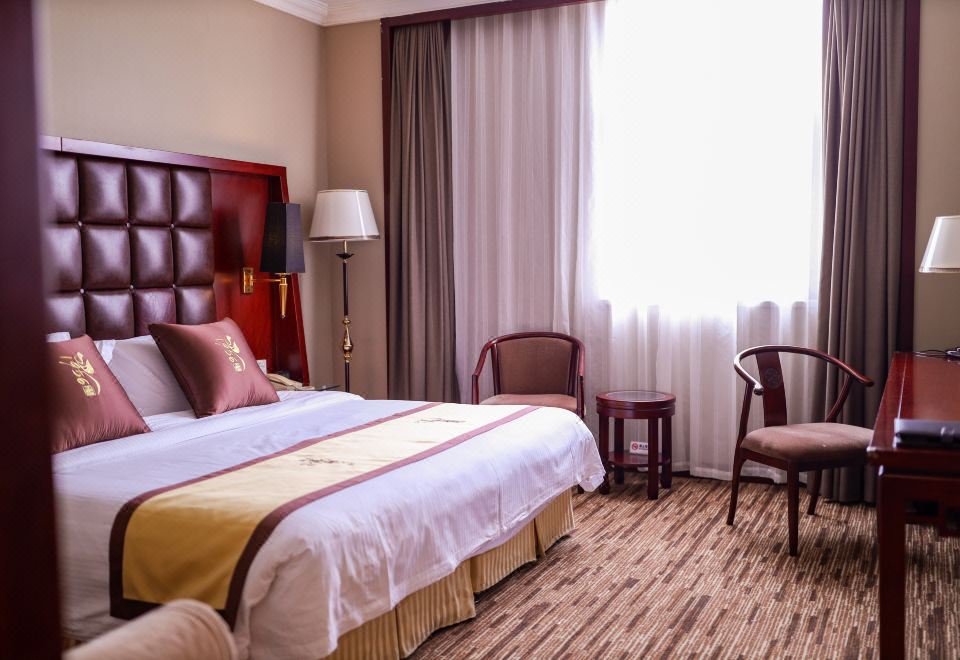 Qianmen Jianguo HotelFamily-friendly Family Room