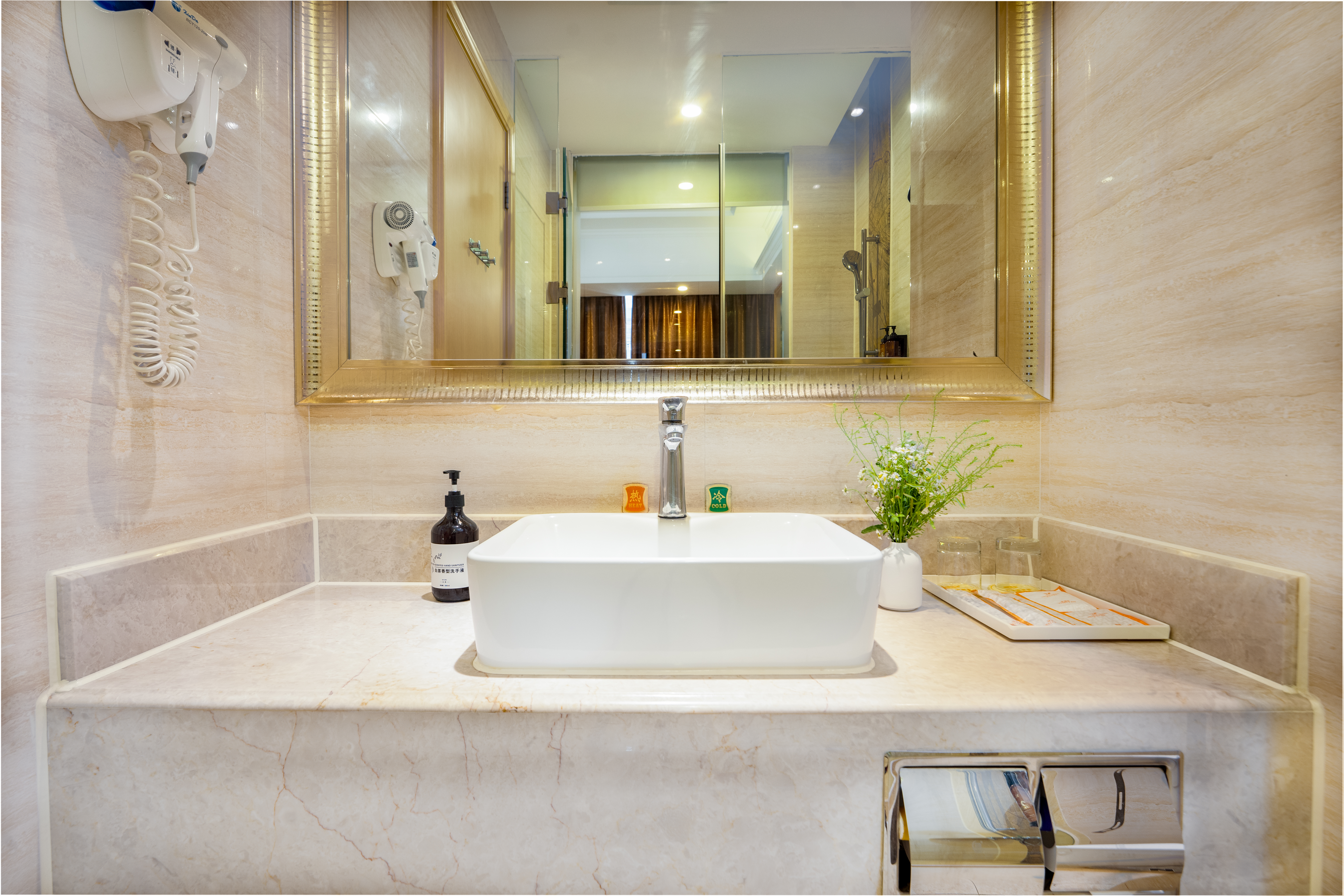 行政套房（一房一厅丨会客办公丨冰箱）