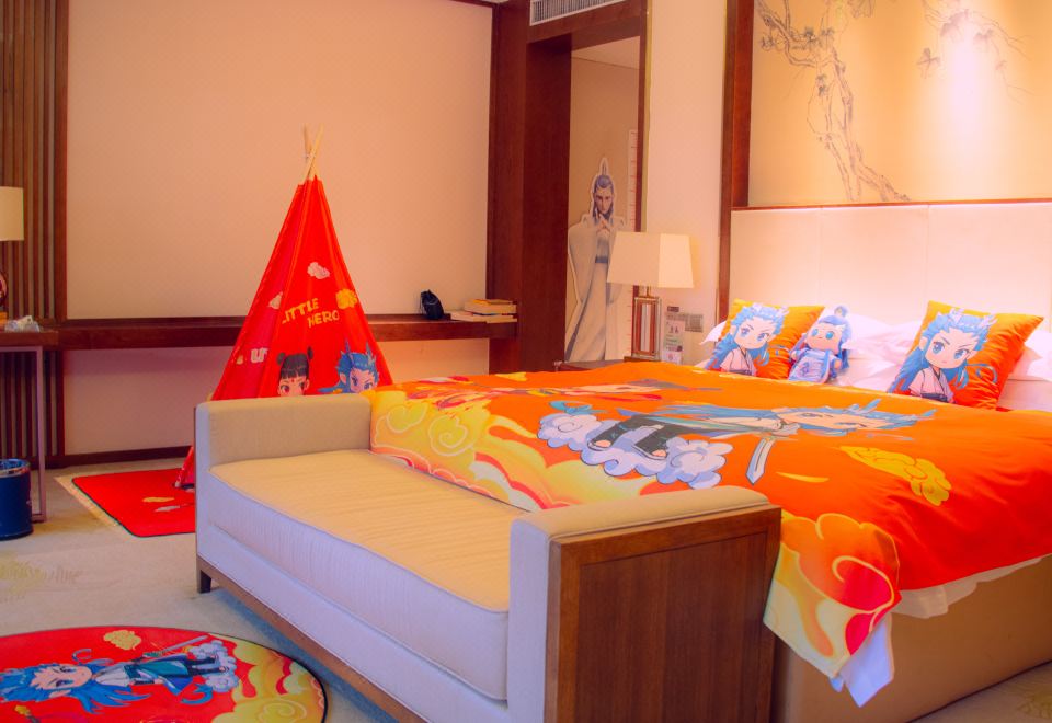 Arcadia Hotel PuyangMotong Jiangshi Theme Family Room