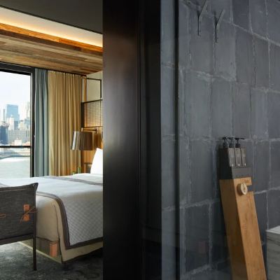 Neighboring Bridge Suite and King 1 Hotel Brooklyn Bridge Promo Code