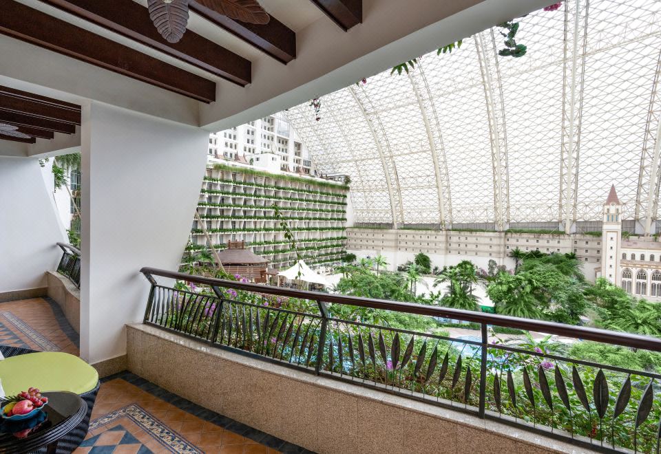 InterContinental Chengdu Global CenterSuite - 1-Bedroom (Double Bed) (Living Room)