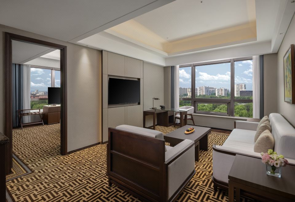 Century Huatian HotelBusiness Suite