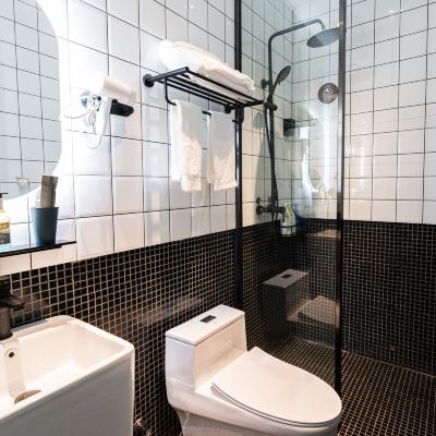 私人影咖巨幕投影房-騰訊會員 LIA力亞飯店（深圳會展中心店）優惠