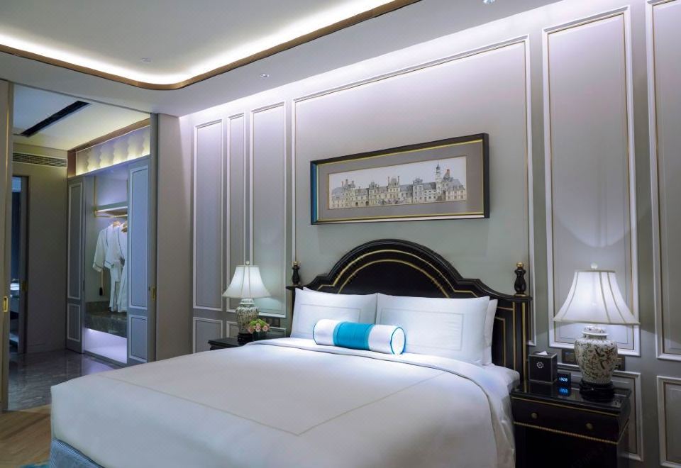 Sky Fortune Boutique Hotel ShanghaiRenewed Executive Deluxe Business Suite