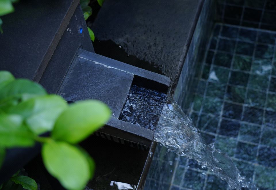 錾影泡池大床房