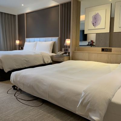 Business Quadruple Room 柯達飯店(台北長安店)優惠