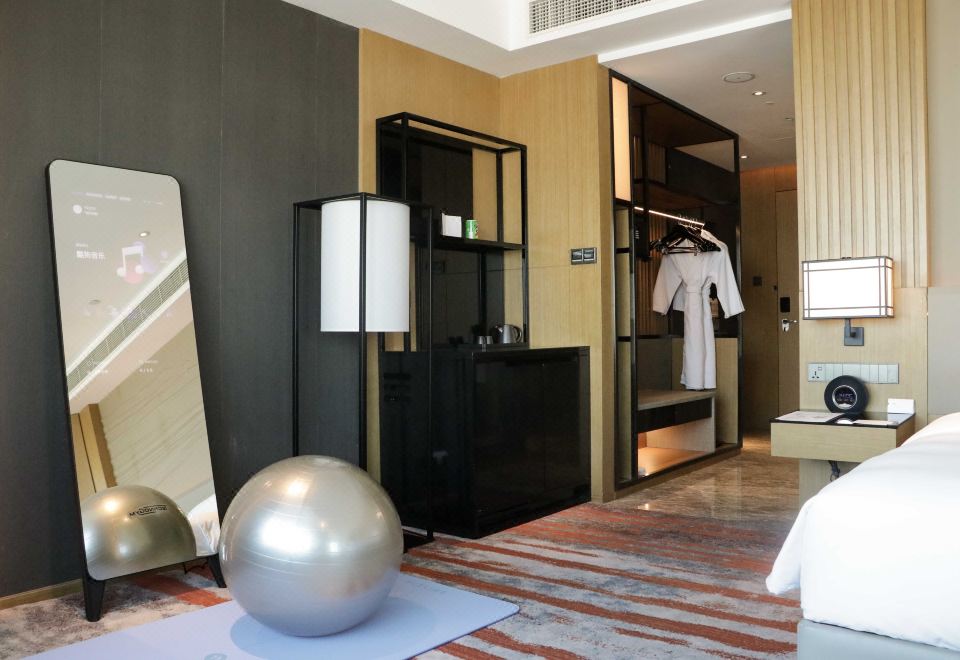 Suning Galaxy International Hotel XuzhouExercise Theme Room With 2 Beds