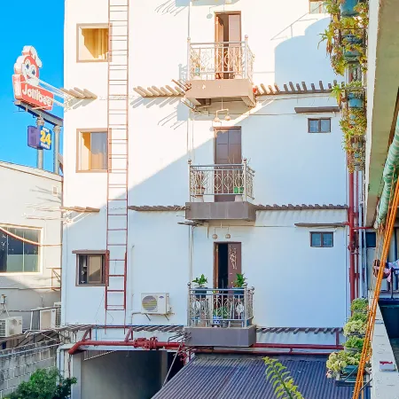 Hotel Elinas and Restaurant Отели в г. Кагаян