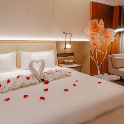 景觀大床房-雲端心嶼 · 私屬浪漫情侶房 漳州薌江飯店優惠