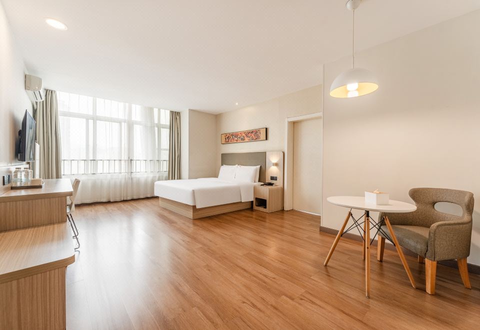 大床房【电视投影+舒适空调】