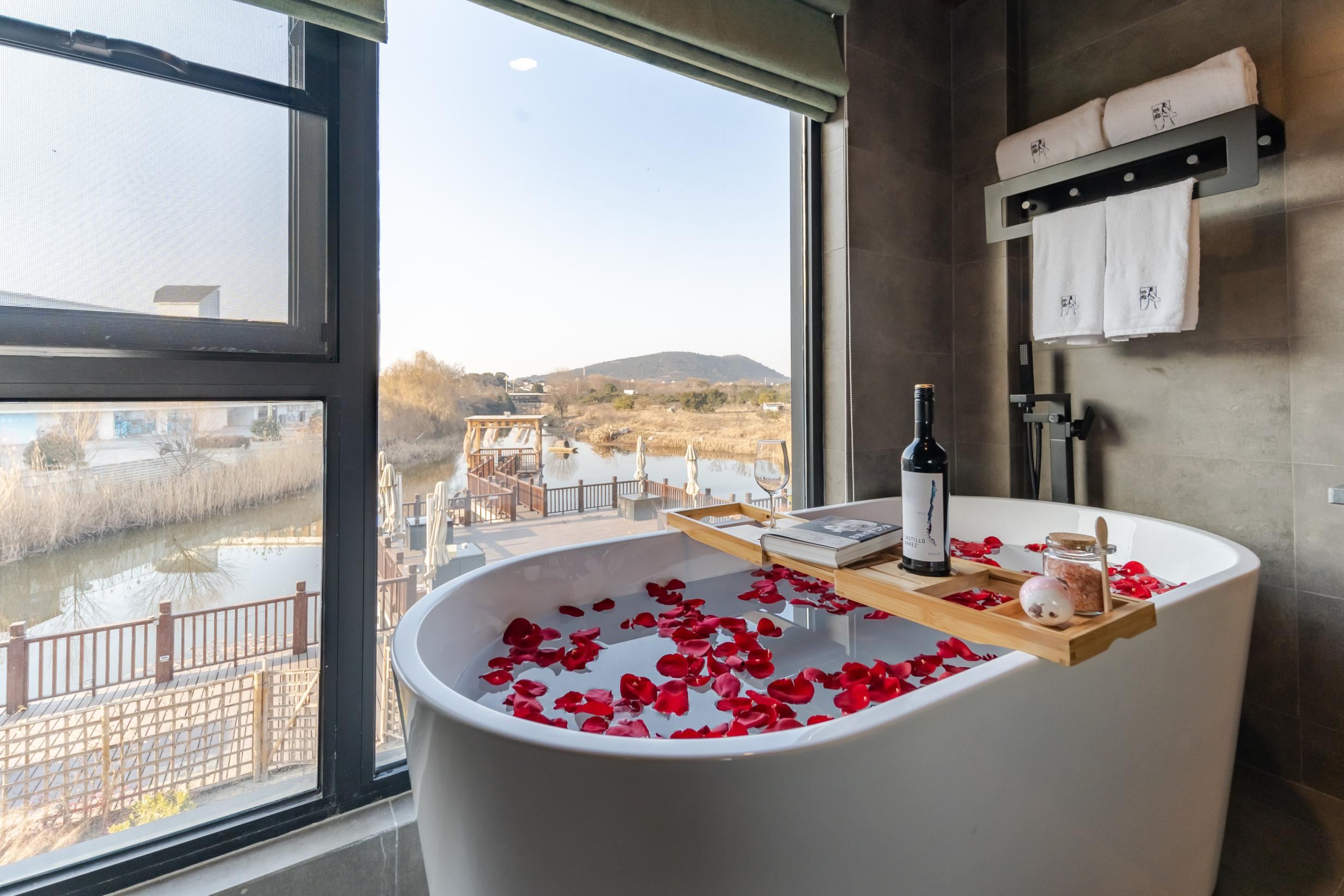 燕子塢·7房獨院｜蘇式庭院風含游泳池書吧游戲機漢服