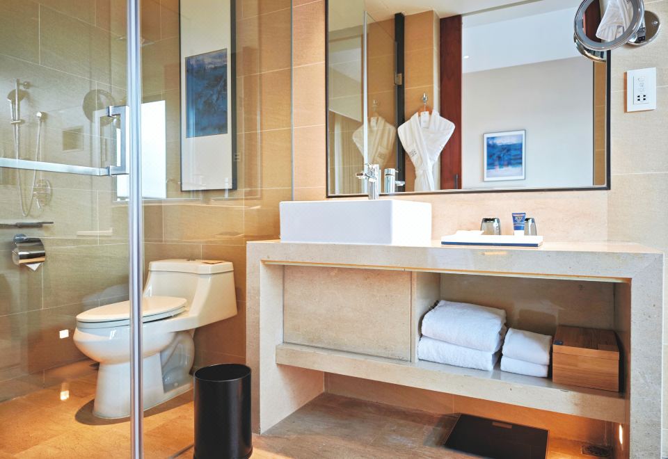 Four Points By Sheraton Guangdong Heshan FangyuanFamily Room(Soaking Tub, Terrace)
