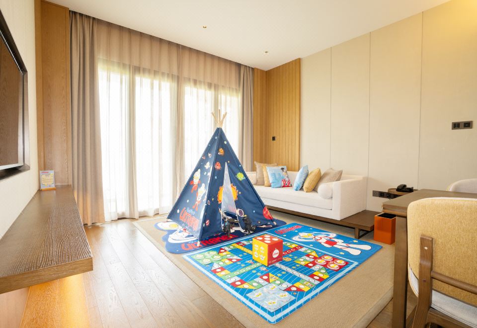 奧特曼主題親子套房